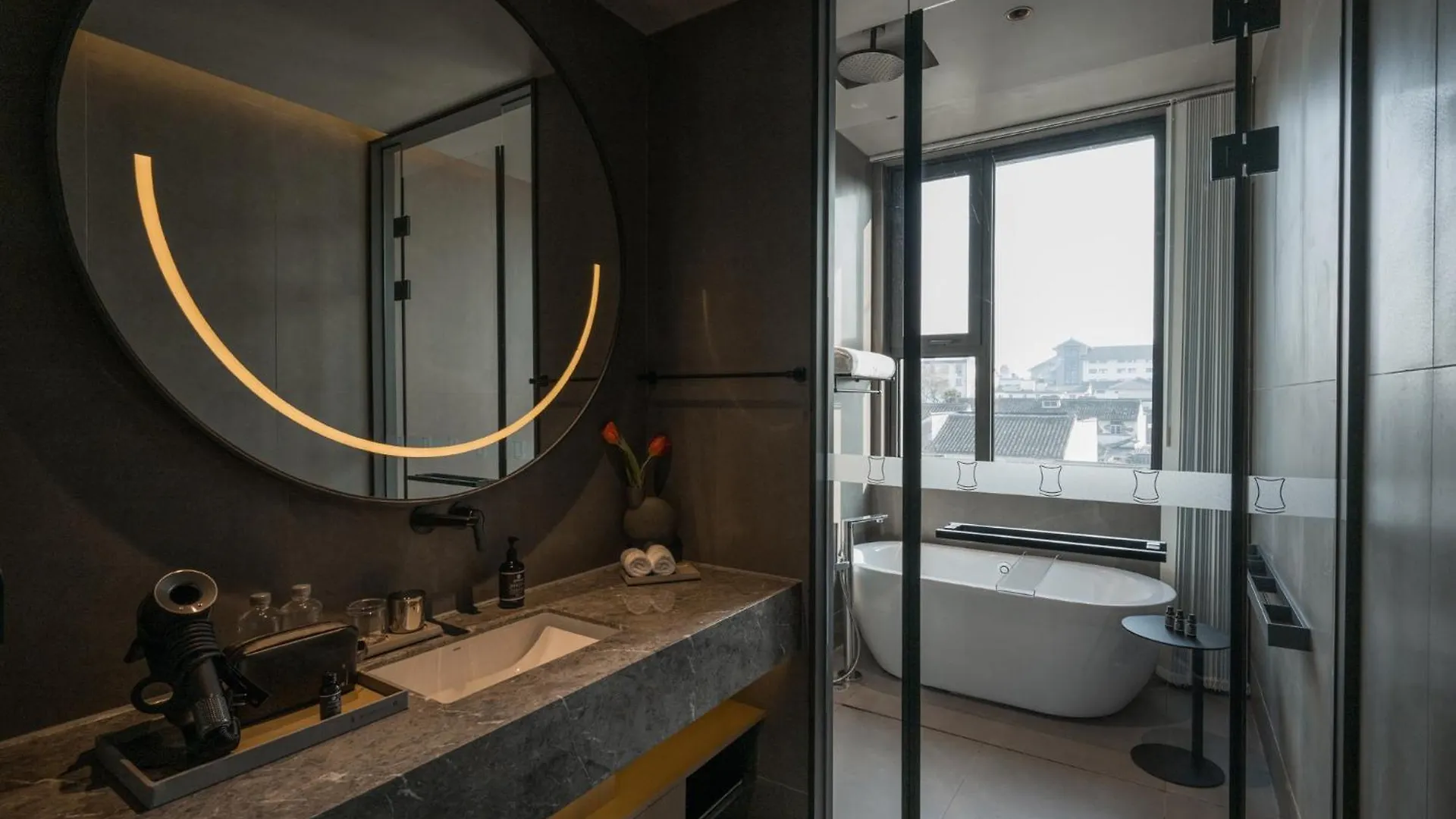 Отель Jiangnan House Guanqianjie Сучжоу